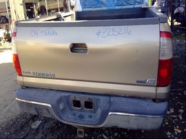 2004 TOYOTA TUNDRA, GOLD, SR5 MODEL, CREW CAB, 4.7L, AT, 2WD. Z25216